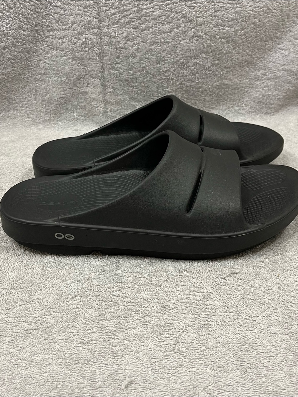 OOFOS OOahh Sport Recovery Slides Black Sandals Men’s Size 11